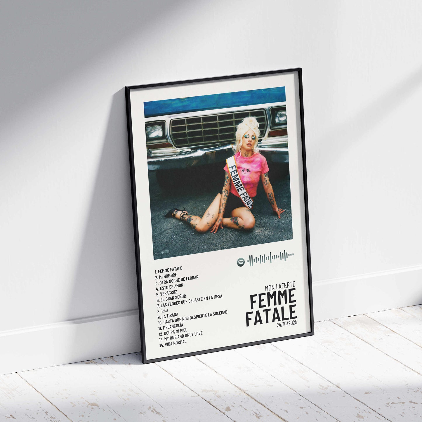 FEMME FATALE